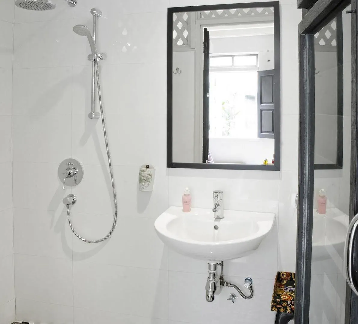 Hotel Muntri Mews George Town