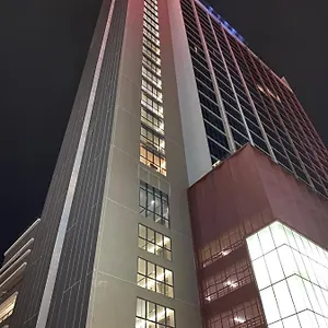 https://the-melaka-pines-aparthotel.hotelsinmalacca.net